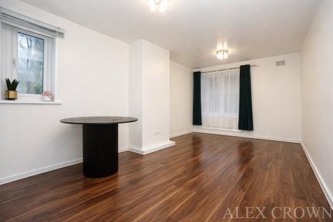 1 bedroom flat to rent, Barnfield close, Crouch Hill
