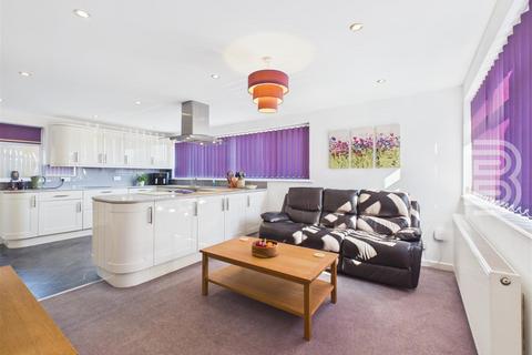 undefined, Carlton Road, Rugby CV22