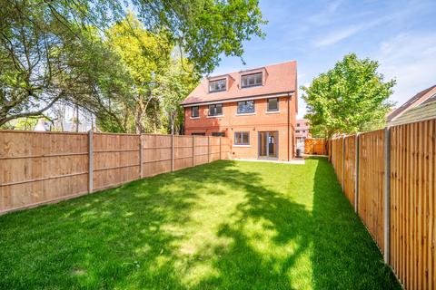 undefined, The Hinds, London Road, Hindhead, GU26
