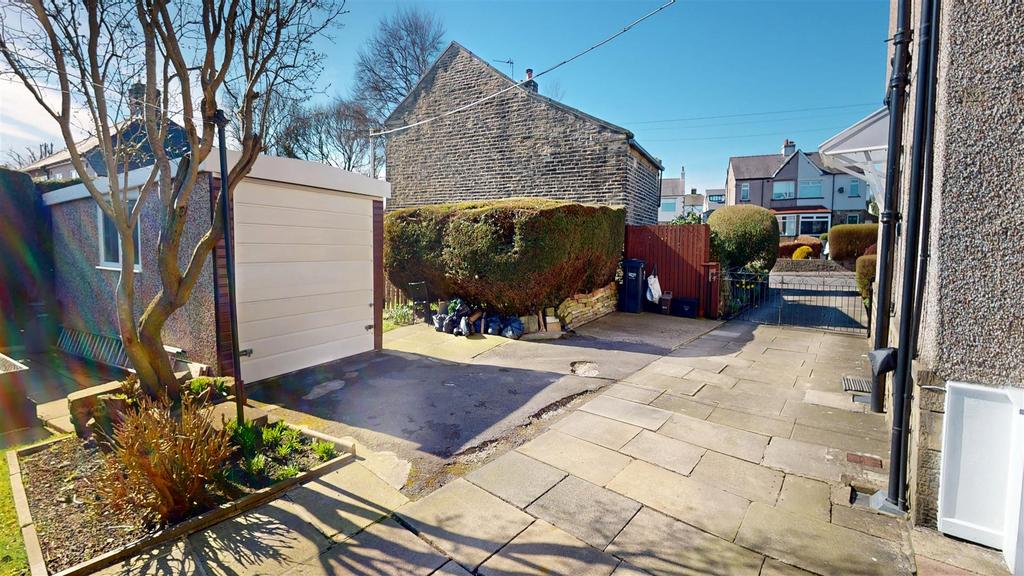 Garage & Side