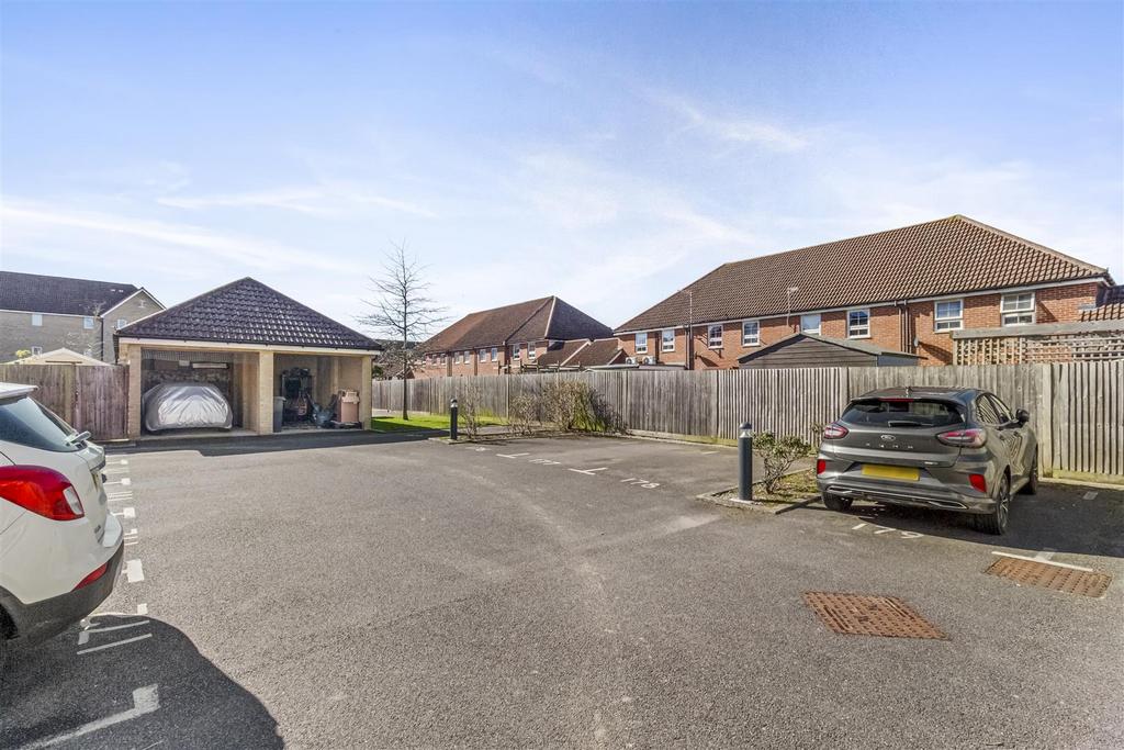 3 Gresley Court-013.JPG