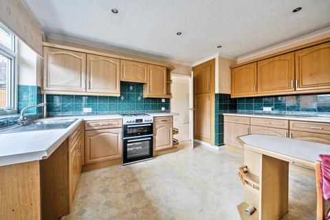 2 bedroom detached bungalow for sale, Sudbury Close, Lincoln, Lincolnshire, LN6