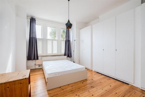 3 bedroom maisonette for sale, Harborough Road, Lambeth SW16