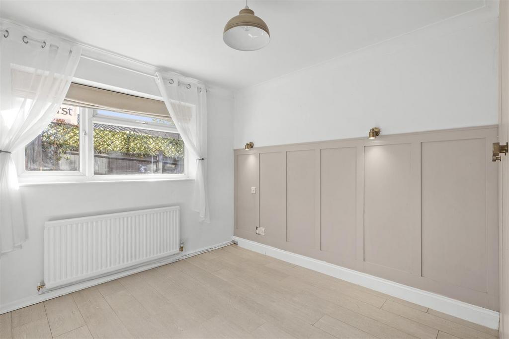 105 Clearbrook Close, HP13 7 BS-1.jpg