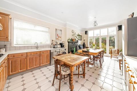 4 bedroom semi-detached house for sale, Lamberhurst Road, West Norwood, London SE27