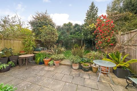 4 bedroom semi-detached house for sale, Lamberhurst Road, West Norwood, London SE27