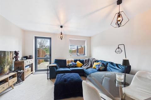 3 bedroom terraced house for sale, Mitchell Close, Aylesbury HP21