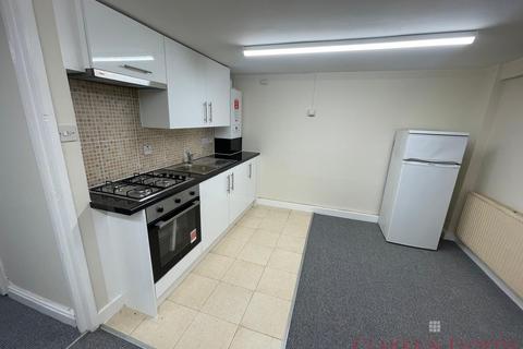 undefined, London E14