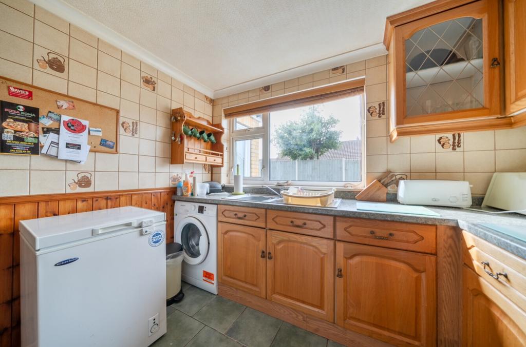 1435107-11-69c2d78fc7128