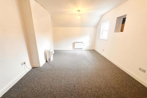 1 bedroom flat to rent, Devonshire Road, Bexhill-On-Sea