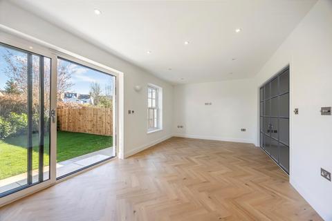 4 bedroom detached house for sale, London Road, Cheltenham, Gloucestershire GL52