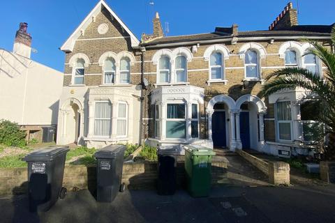 undefined, Sunninghill Road, London, SE13