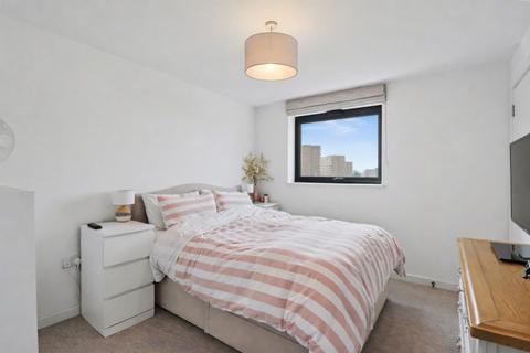2 bedroom apartment for sale, Goodwin Building, Potato Wharf, Manchester