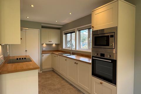 2 bedroom house to rent, Dock Lane, Brockenhurst, SO42