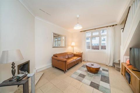 2 bedroom end of terrace house for sale, Terrace Gardens, London SW13