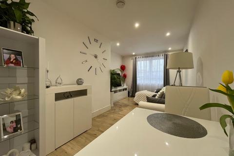 undefined, Midland Apartments, 142 Midland Road, Luton, Bedfordshire, LU2 0GH