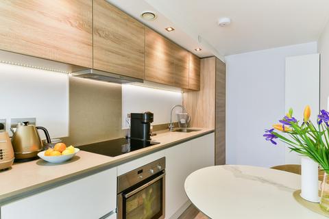 1 bedroom flat for sale, Station Road, Edgware, HA8