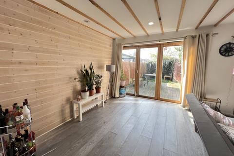 undefined, Gurner Avenue, Salford, M5 3WP