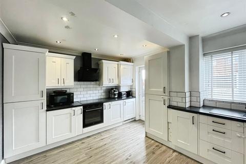 4 bedroom semi-detached house for sale, Acacia Crescent, Killamarsh, Sheffield, Derbyshire, S21