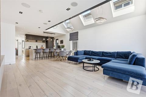 5 bedroom detached bungalow for sale, The Drive, Chelmsford, Essex, CM1
