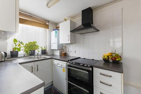1 bedroom flat for sale, Brockhurst Close, Stanmore, HA7