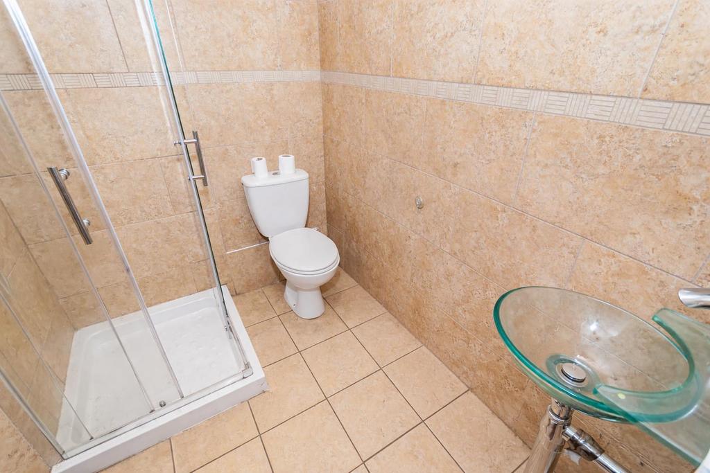Ensuite
