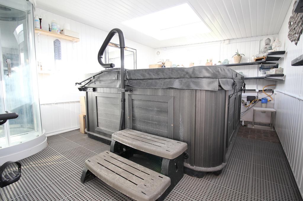 Studio/Garden Room