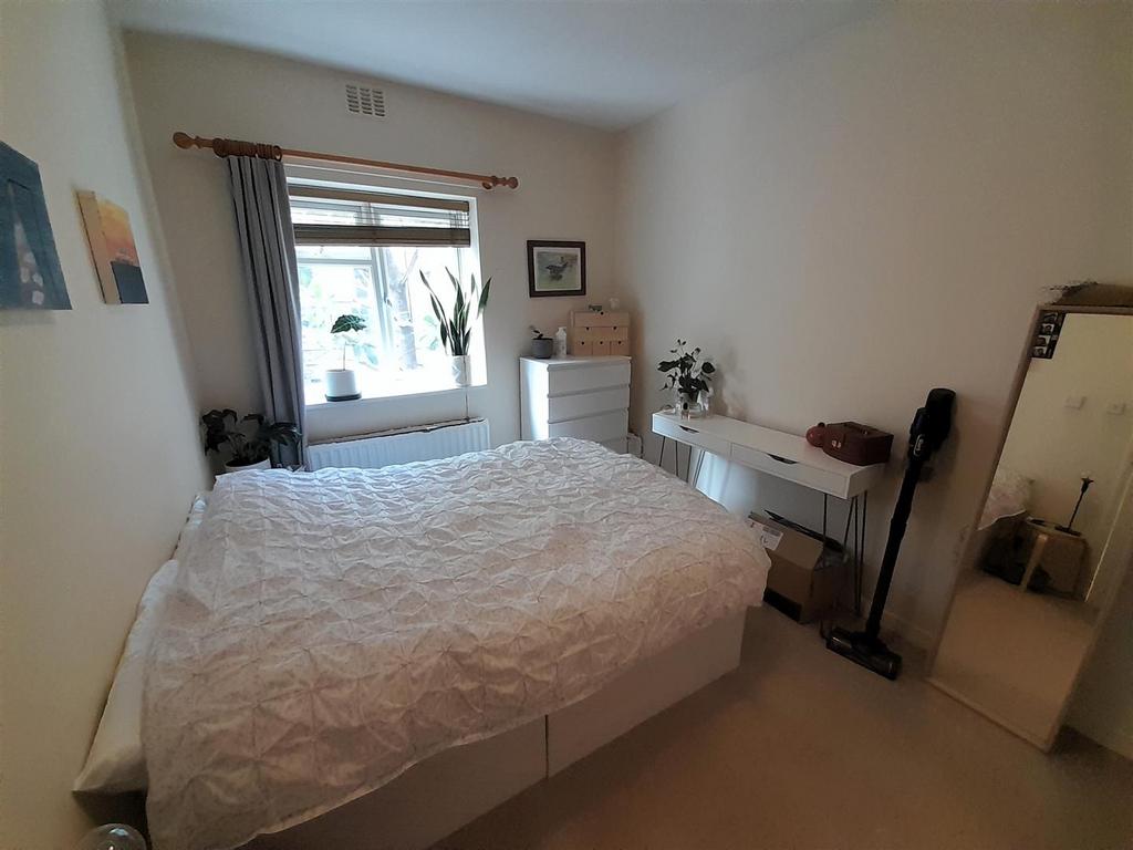 8. Bedroom 1.1.jpg