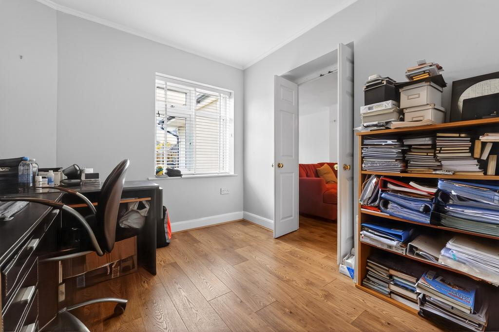 Office / Bed' Five