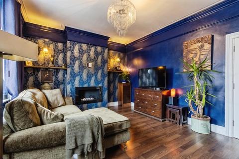 3 bedroom semi-detached house for sale, Lingwell Nook Lane, Wakefield, WF3