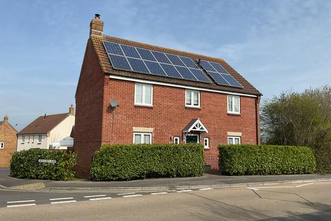 4 bedroom detached house for sale, Biddlesden Road, Yeovil
