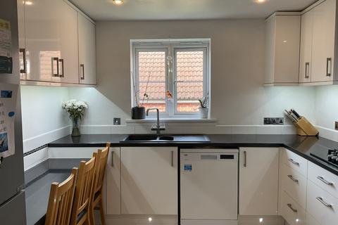 4 bedroom detached house for sale, Biddlesden Road, Yeovil