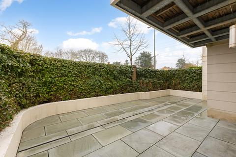 1 bedroom flat for sale, Sparrows Herne, Bushey, WD23