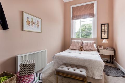 1 bedroom flat for sale, Lansdown Crescent, Cheltenham, GL50