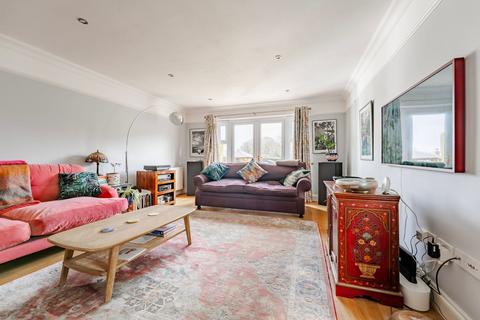 4 bedroom detached house for sale, Blofield Road, Brundall