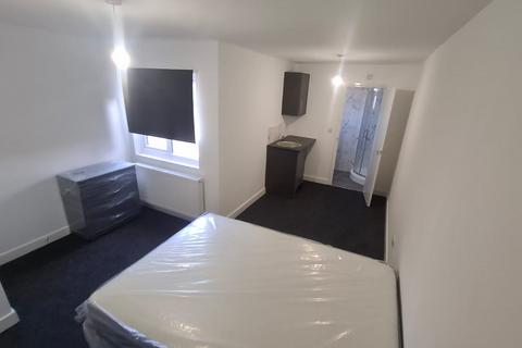 1 bedroom in a house share to rent, Ada Road, Yardley B25