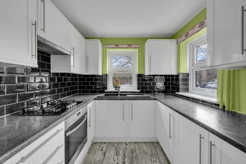 3 bedroom semi-detached house for sale, London SE27