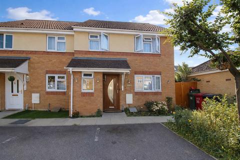 4 bedroom house to rent, Scholars Walk, Slough SL3