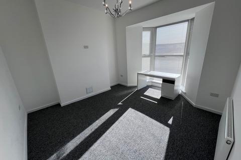 3 bedroom terraced house to rent, 16 Malvern Terrace Brynmill Swansea