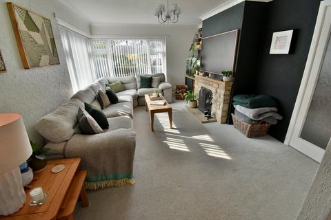 2 bedroom detached bungalow for sale, Gallows Drive, West Parley, Ferndown, BH22