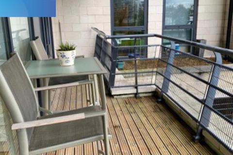 3 bedroom flat for sale, Glaisher Street, London SE8