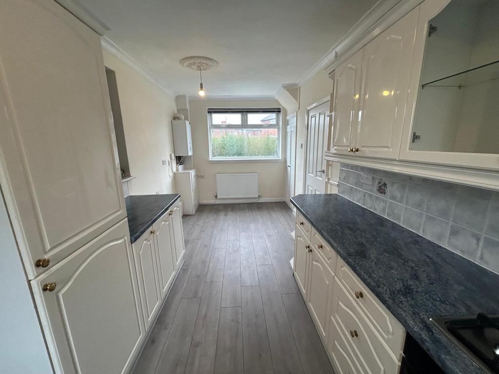 Kitchen dining