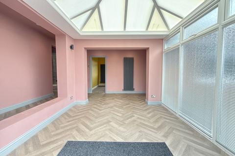 3 bedroom detached bungalow for sale, Queens Drive, Whickham, NE16