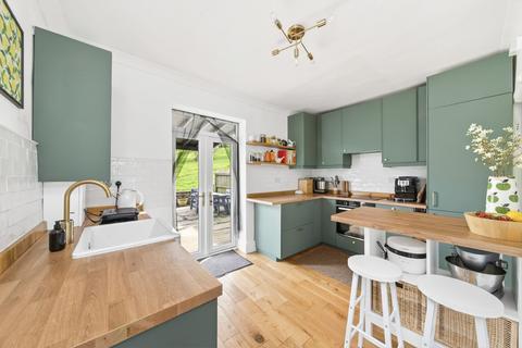 2 bedroom semi-detached house for sale, Penistone Road, Kirkburton, HD8