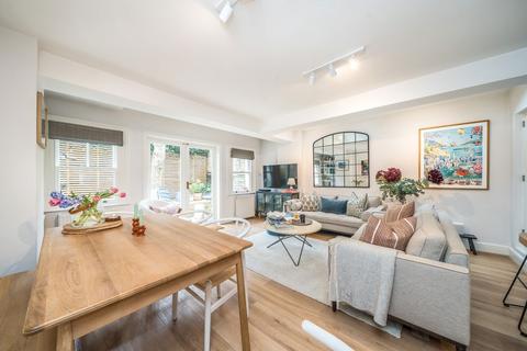 2 bedroom flat for sale, Rita Road, London SW8