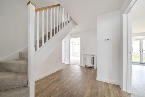 4 bedroom detached house for sale, Crebor Road, Tavistock
