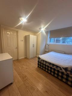 undefined, Alton Gardens, Luton