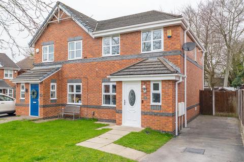 3 bedroom semi-detached house for sale, Kirkwood Close, Aspull, Wigan