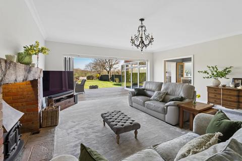 5 bedroom detached house for sale, Jenkins Lane, St. Leonards, HP23