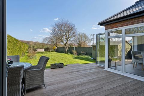 5 bedroom detached house for sale, Jenkins Lane, St. Leonards, HP23